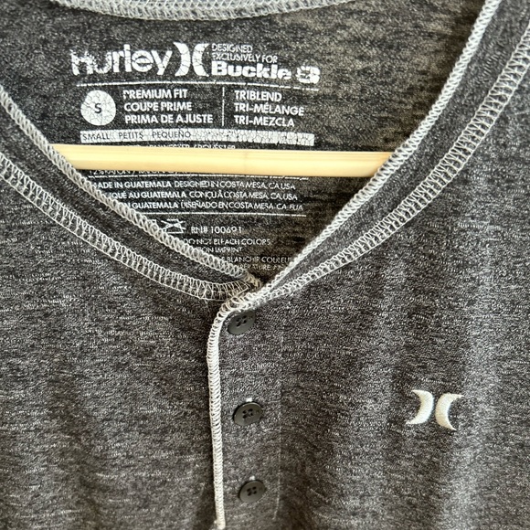 ** Men Hurley by Buckle - Grey LS π₯π₯. Grey and lightweight. Sz small! - Picture 2 of 9